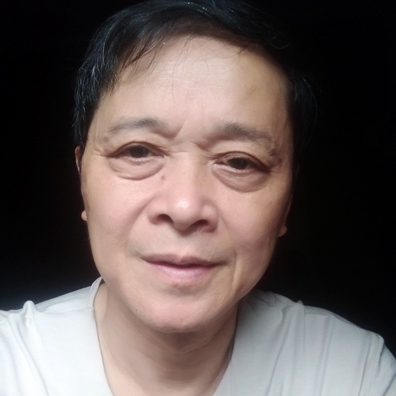 酷酷苦恋春媱的照片