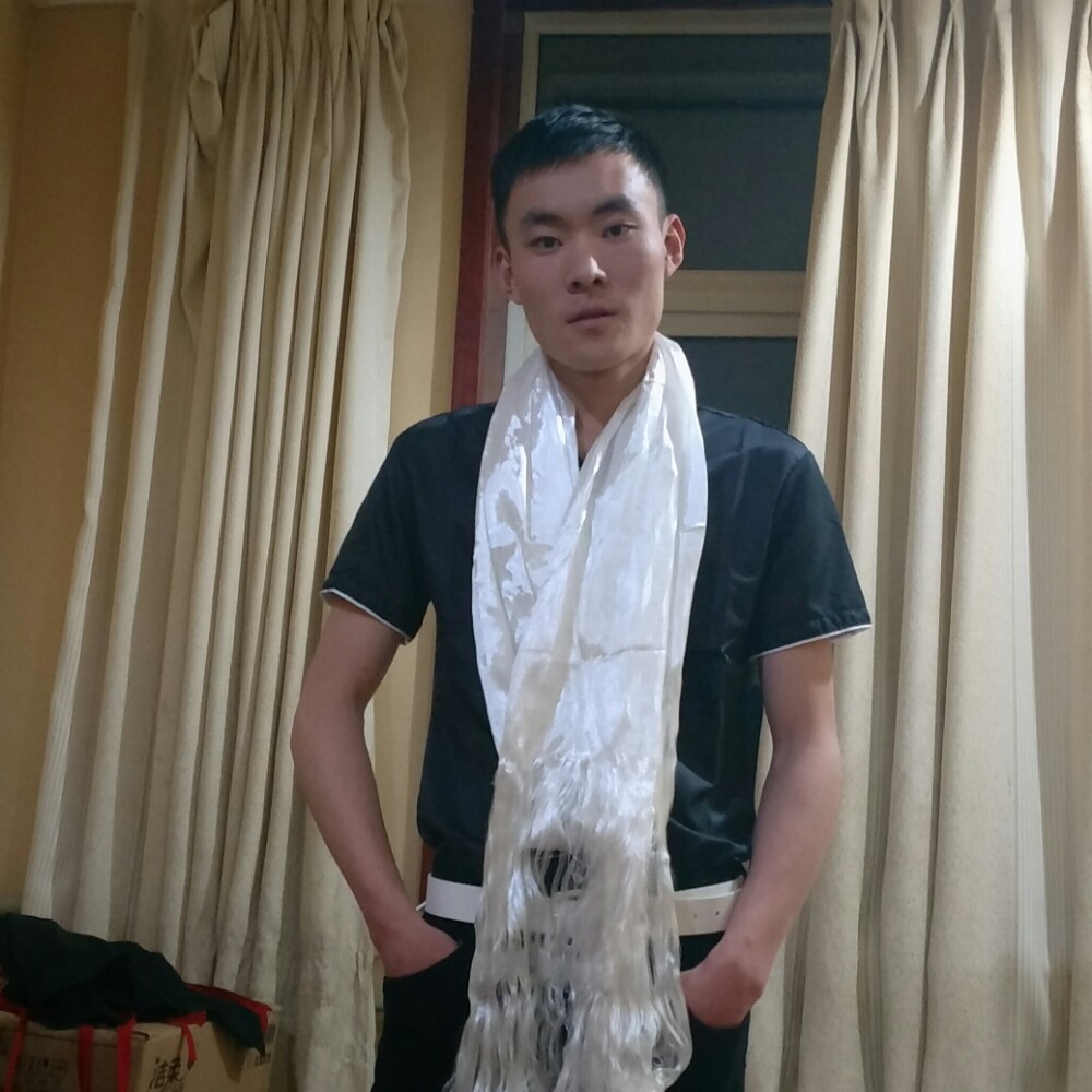 小松鼠开心的照片
