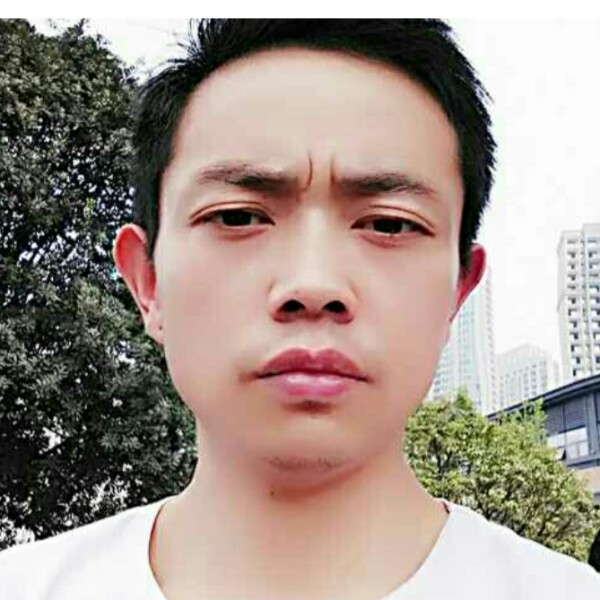 李金桥桥的照片