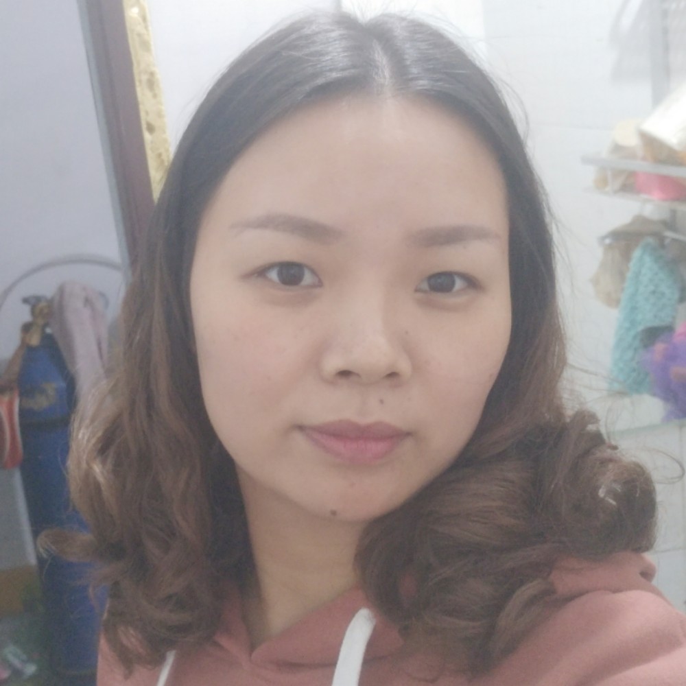 受伤蜗牛的照片