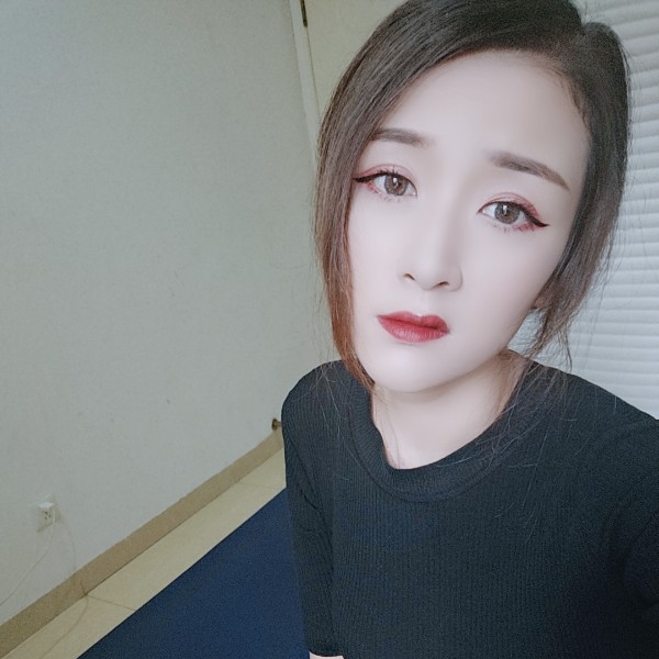 竺冰然的照片