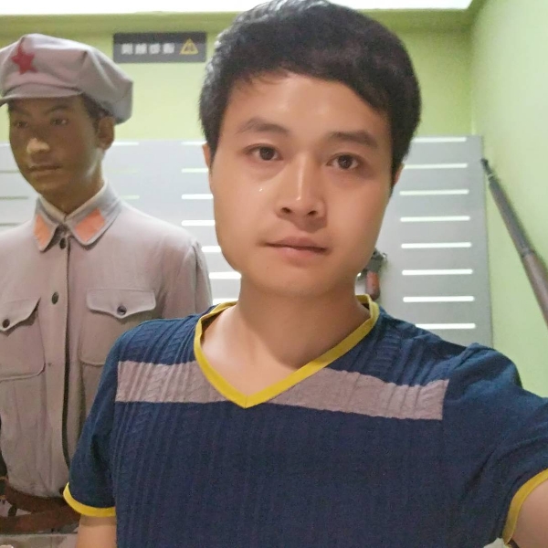 台灯漠然的照片