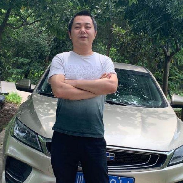仇春旭的照片