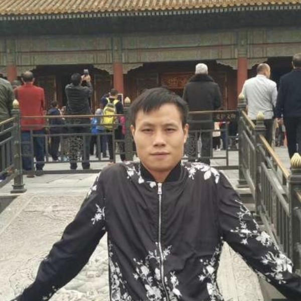 皮带笑踏实的照片