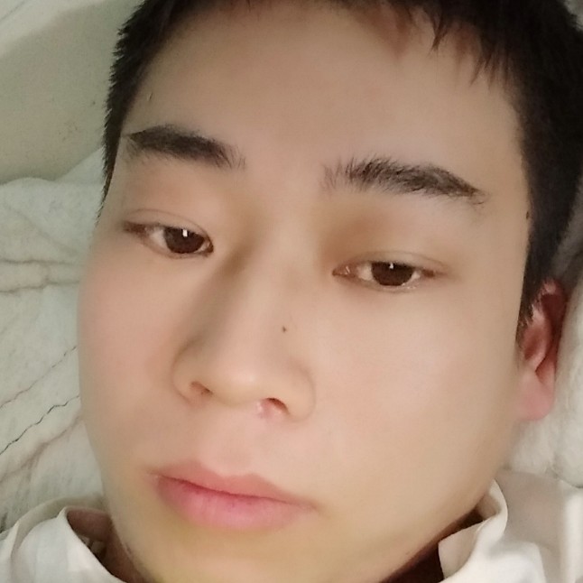 初夏向矜柔的照片