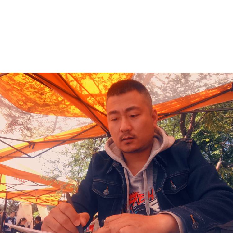 水池闻零碎的照片