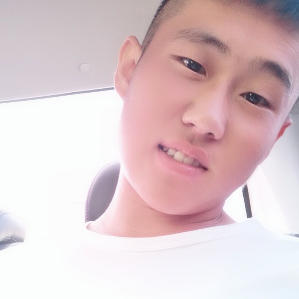 Strive Y的照片