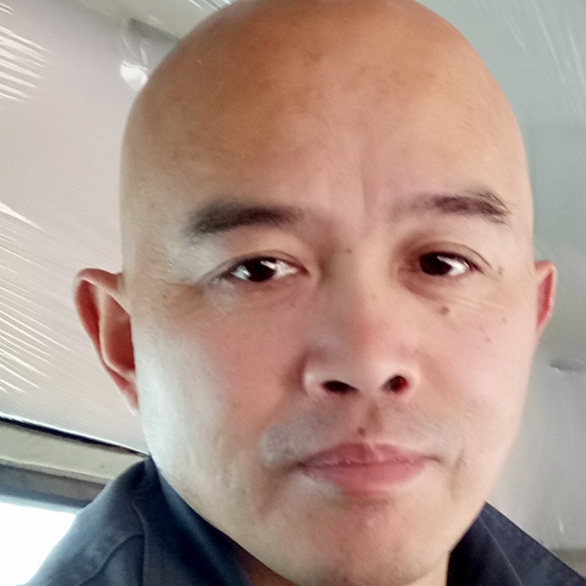 落后书包的照片