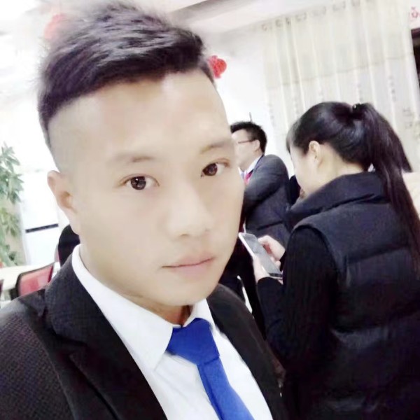 恋依曲的照片