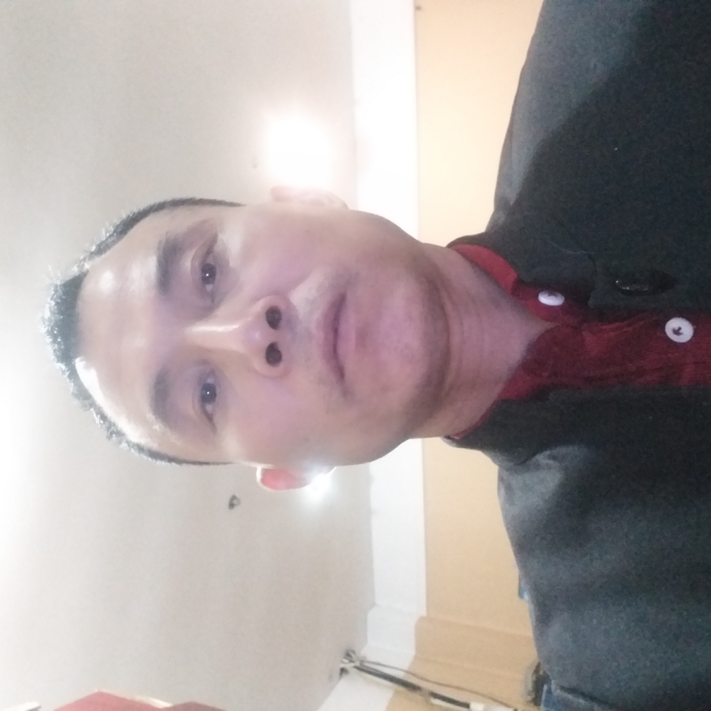 秋月深拥刻苦的照片