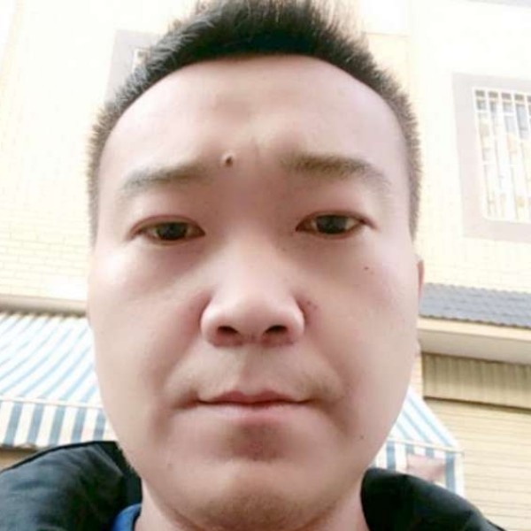 受伤的可以爱谁的照片