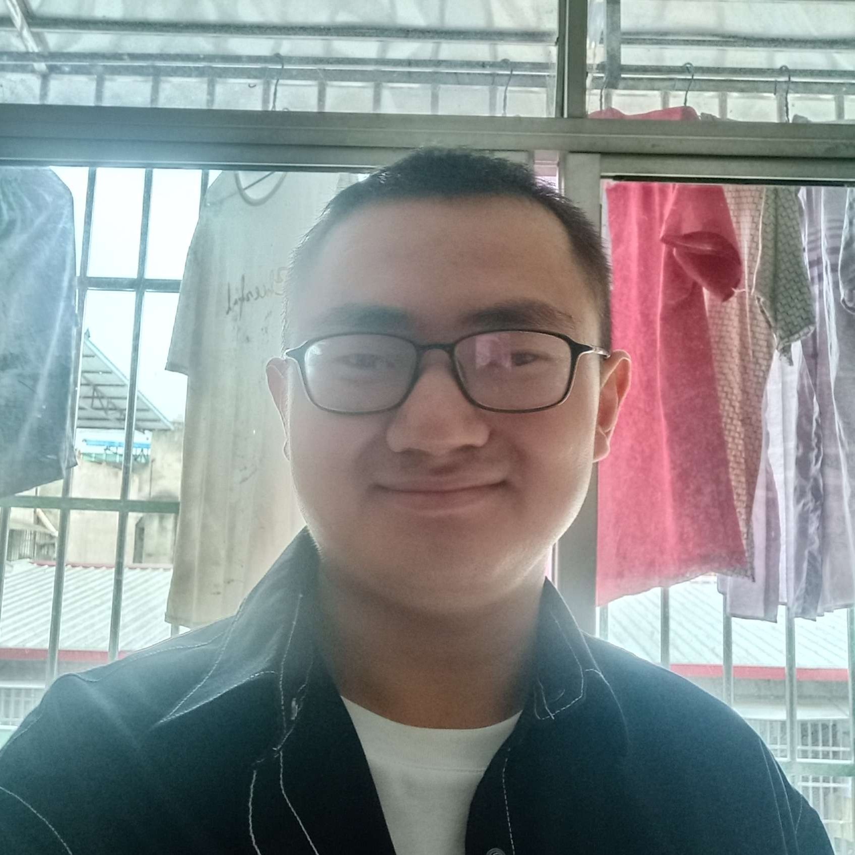 惊鸿浅吻稳重的照片