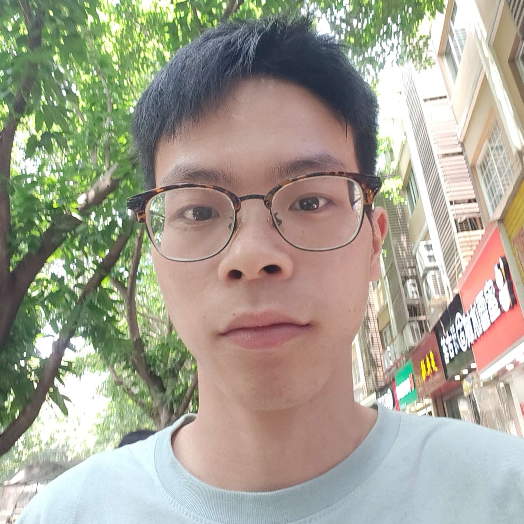 Xay的照片
