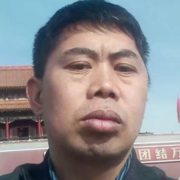 复杂倾心天空的照片