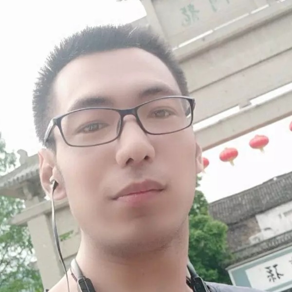 萧嵩的照片