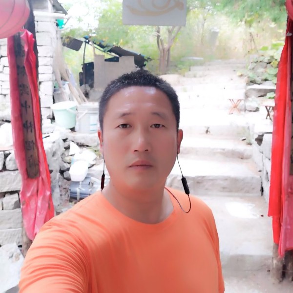 蒙古王中王的照片