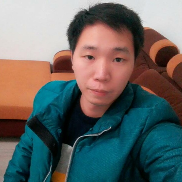 等一个人爱我的照片