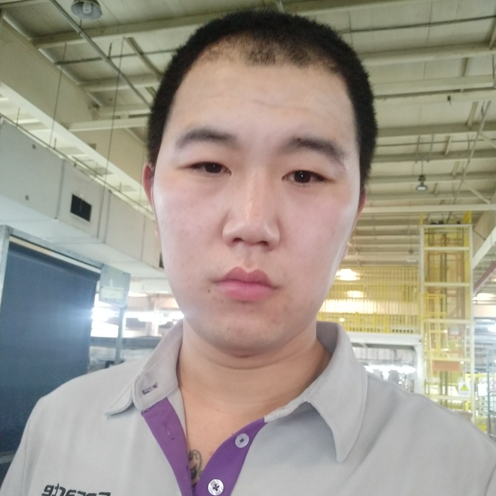 春华潇洒的照片