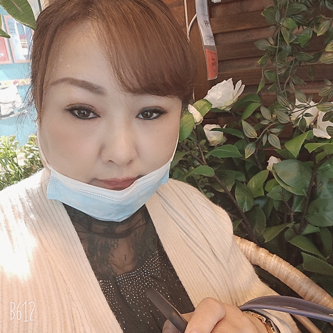 红尘和冷酷的照片