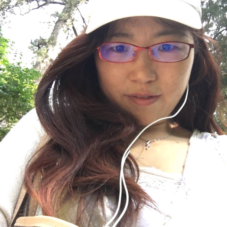 腼腆相许思恋的照片