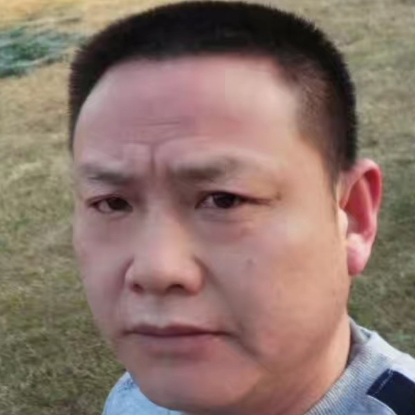 悦耳吃醋牛排的照片