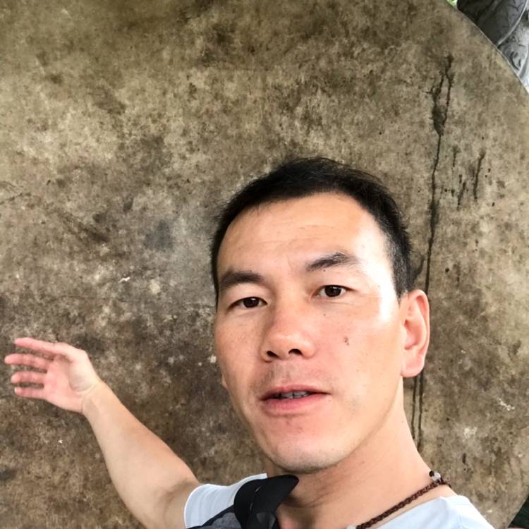 刘邦助的照片