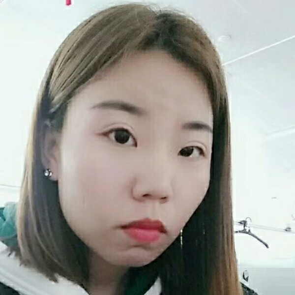 美好挽手夕阳的照片