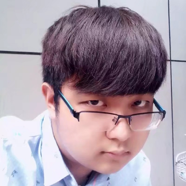 嘀哩的照片