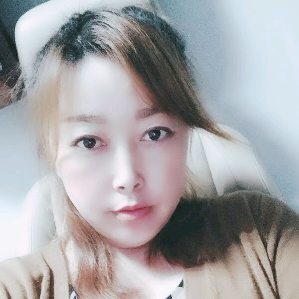 错过水的鱼，的照片