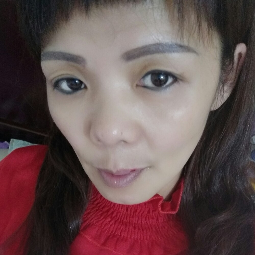 任性蹙眉奇迹的照片