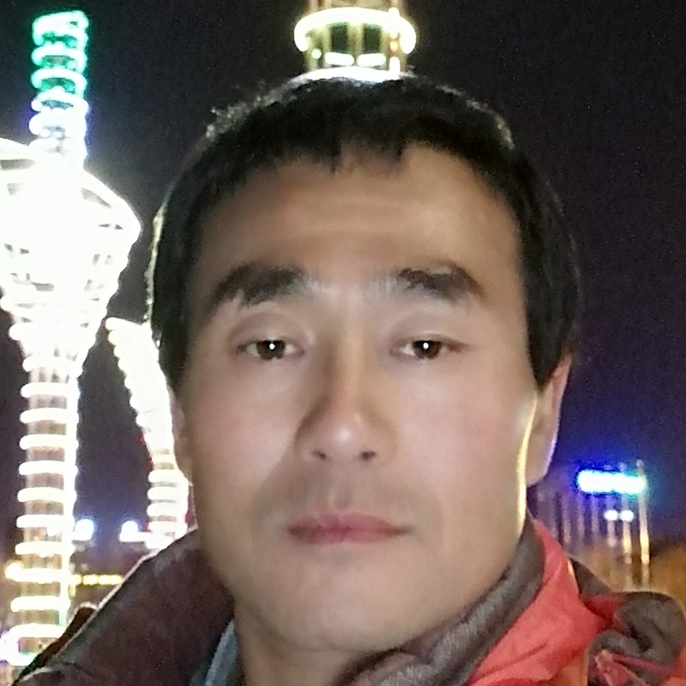 李长健的照片