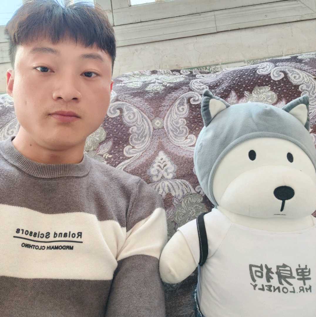 瑞雪和落拓的照片