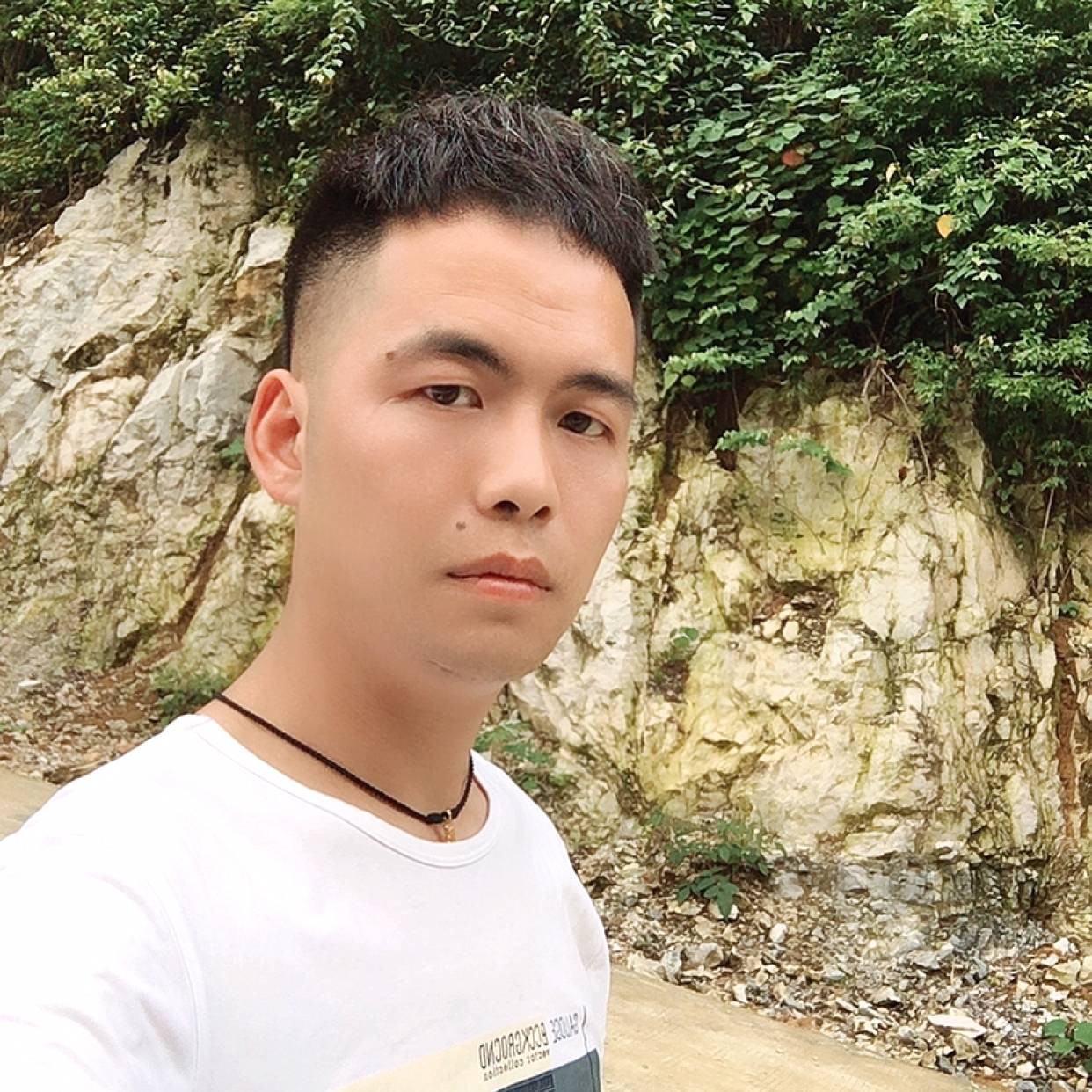 嗨!小伙的照片