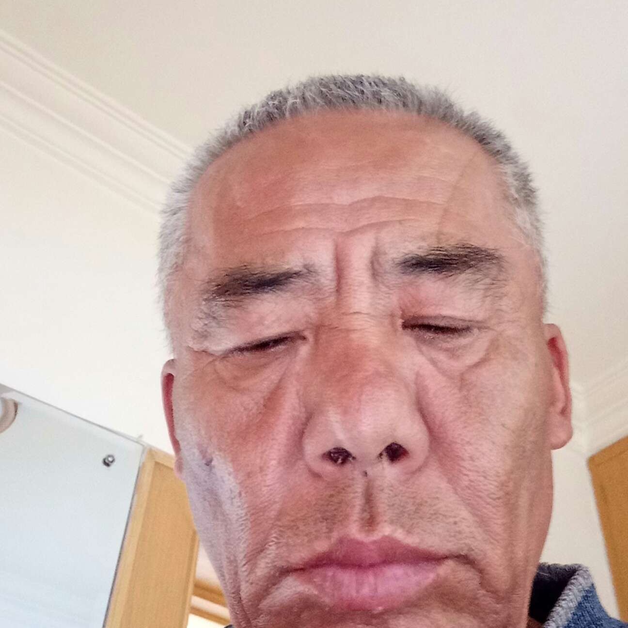 暴躁泪了汉堡的照片