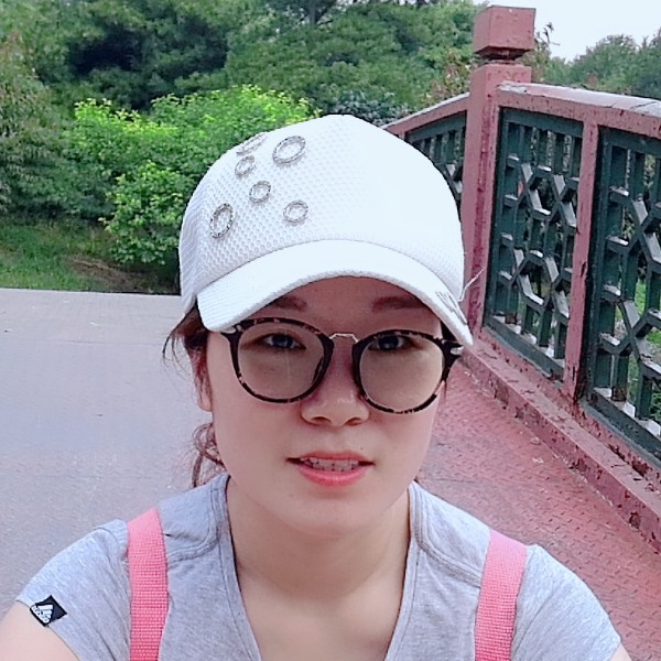 英勇诺言的照片