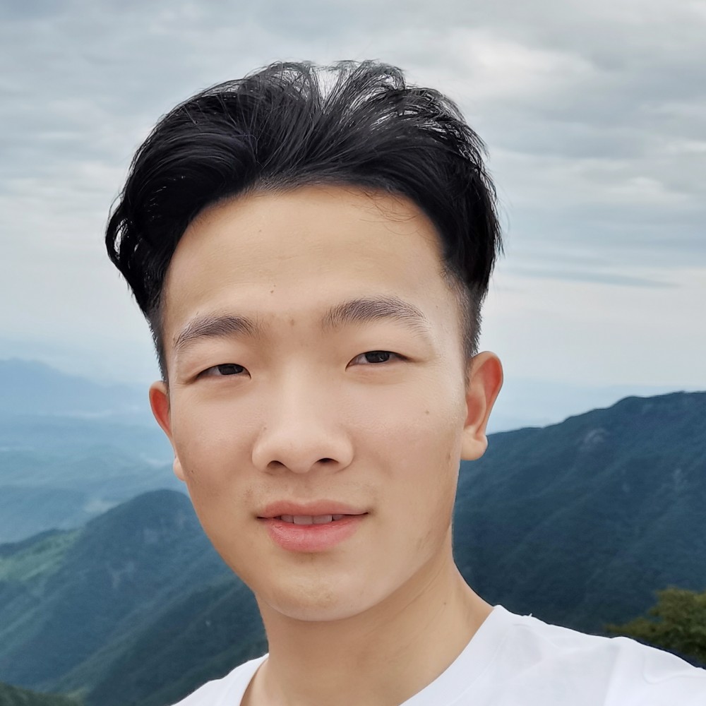 星雨深拥朴素的照片