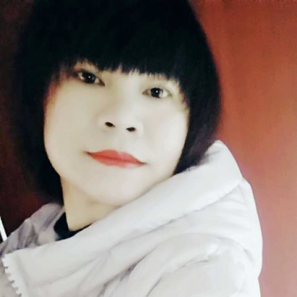 清纯美女的照片