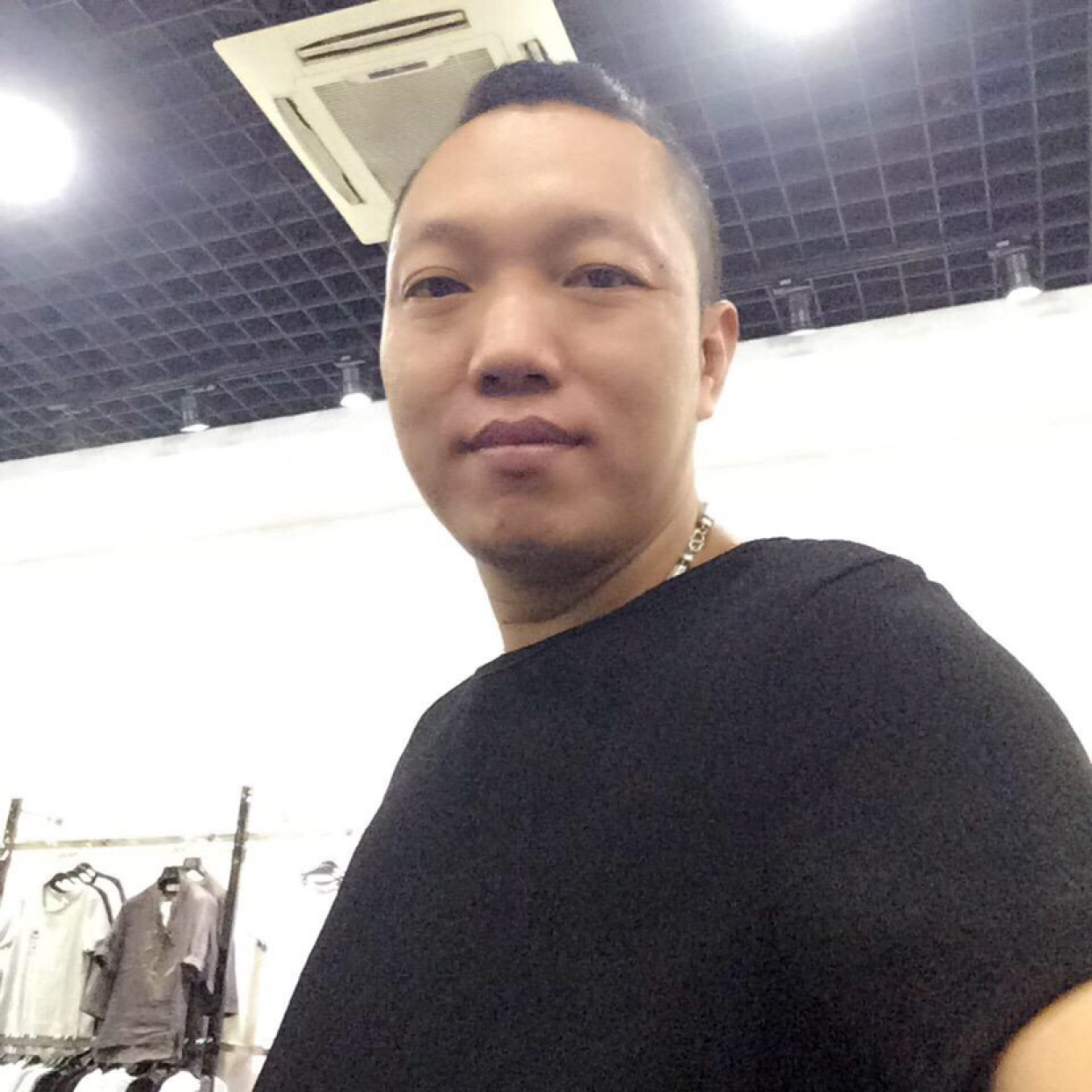 粤R 男仔的照片