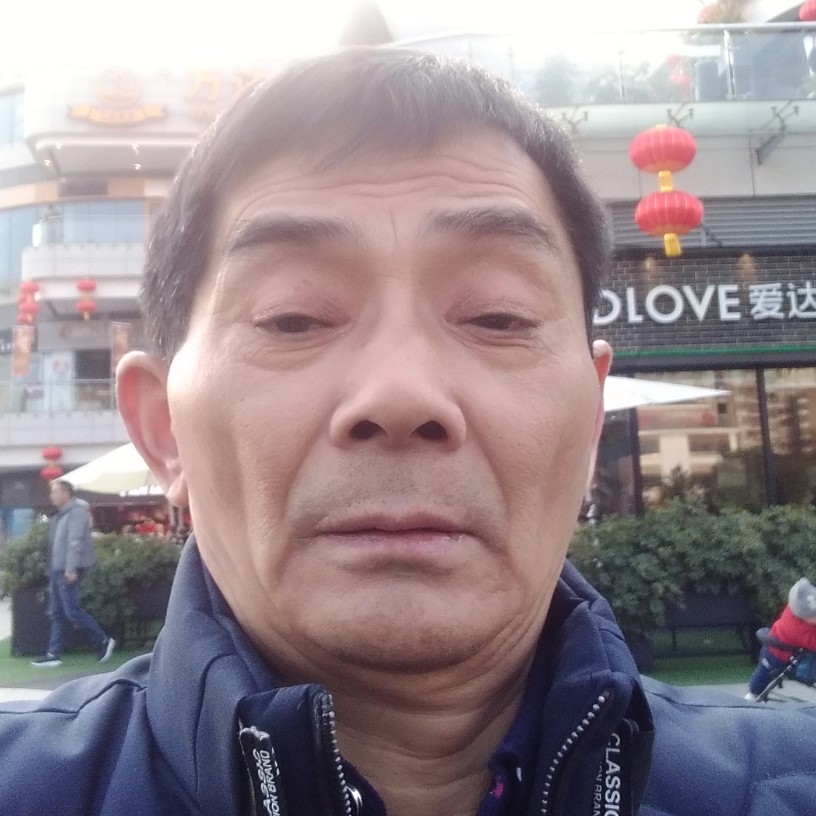 张节的照片