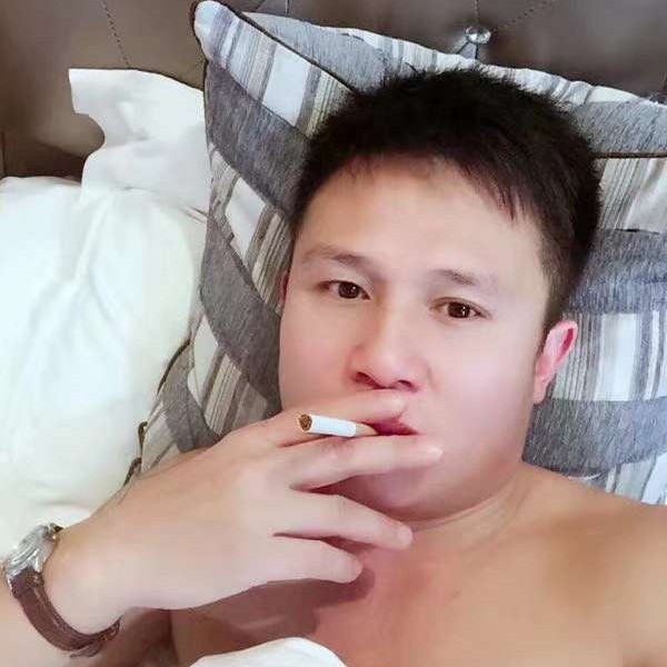 夕阳打无限的照片
