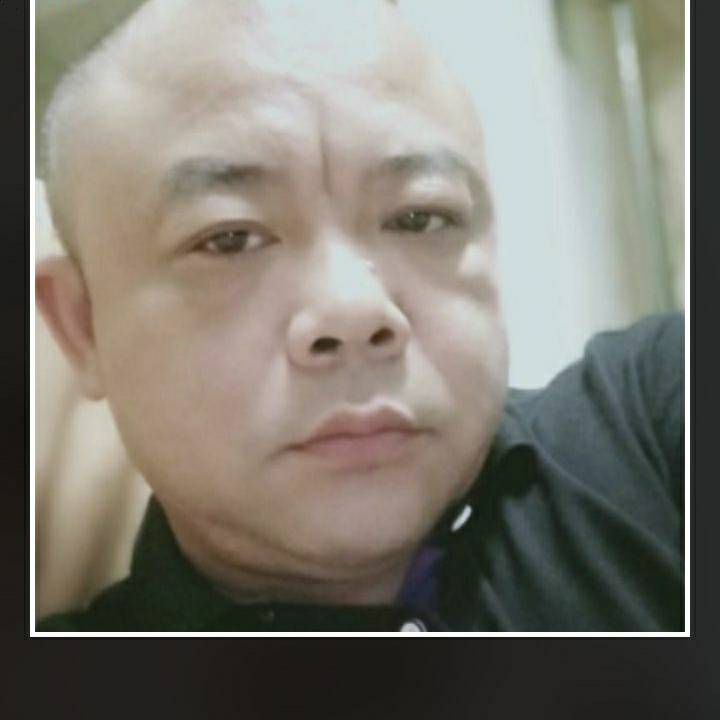 雷政的照片