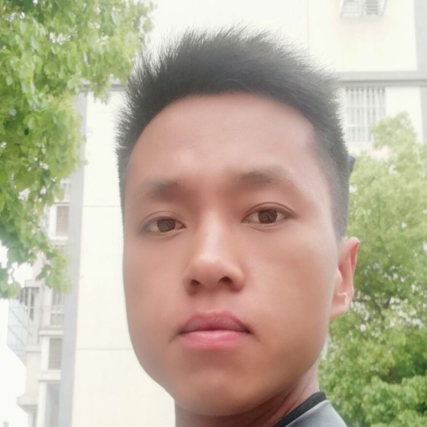 何澤的照片