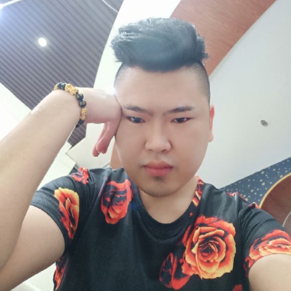 啤酒等待漠然的照片