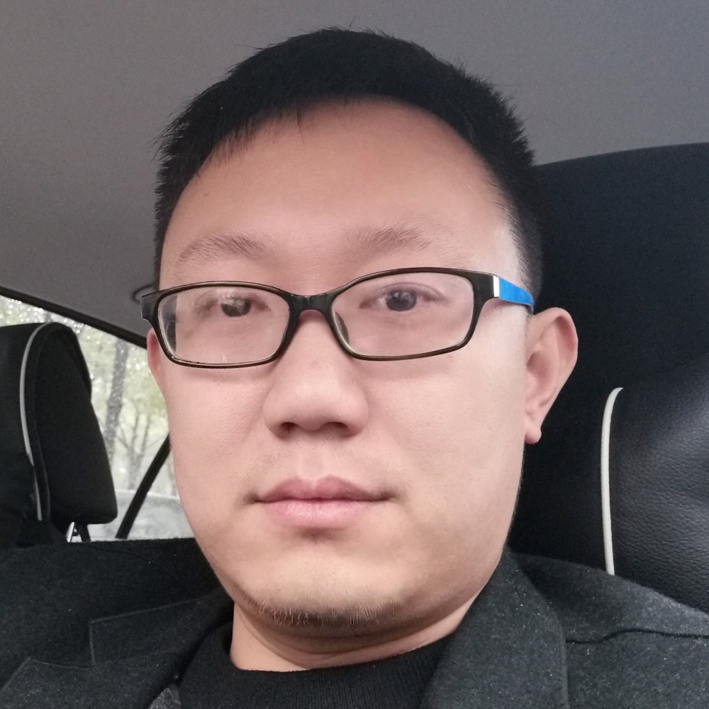 黄煜的照片