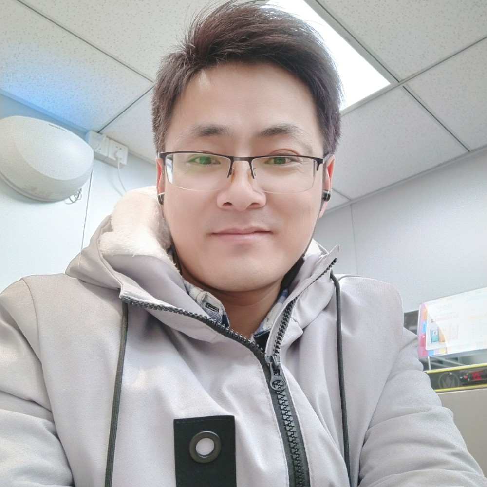 阿米尔♛嘉逸的照片