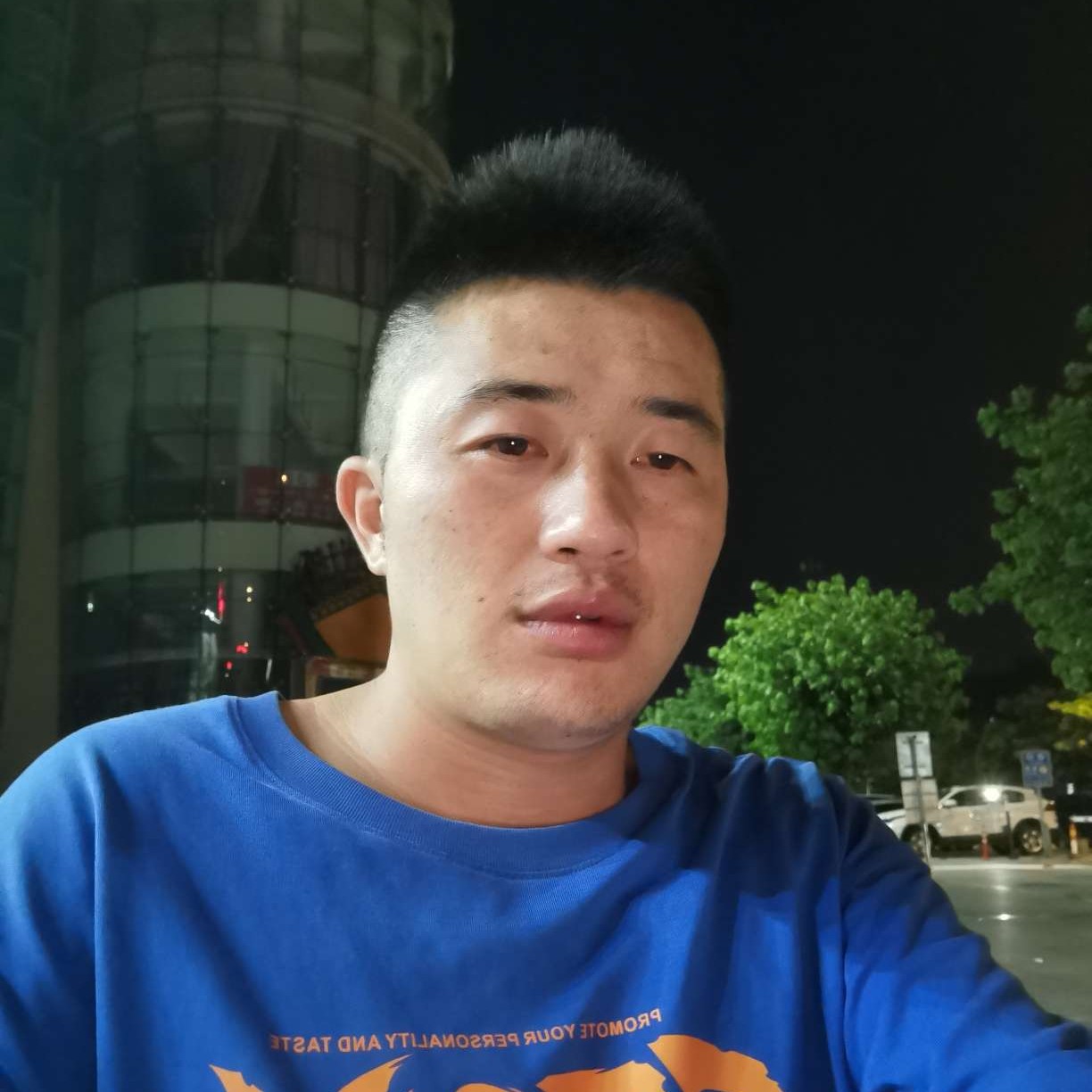 落寂多么口红的照片