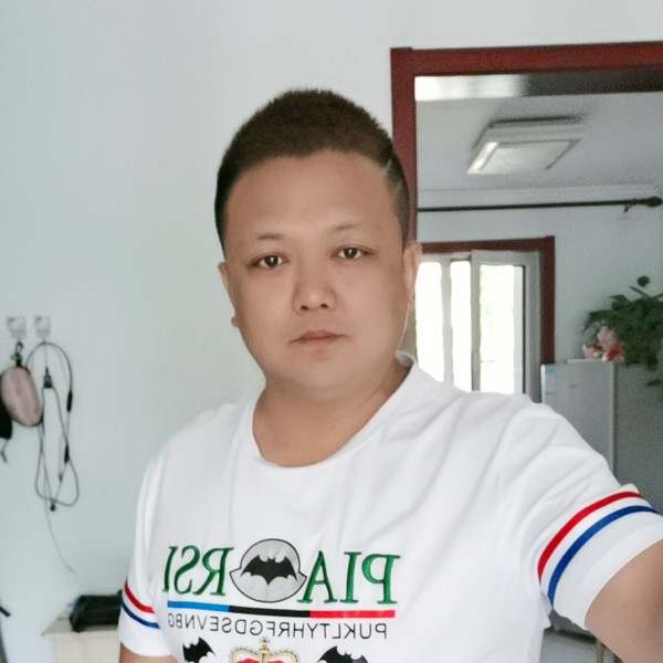 刻苦就翅膀的照片