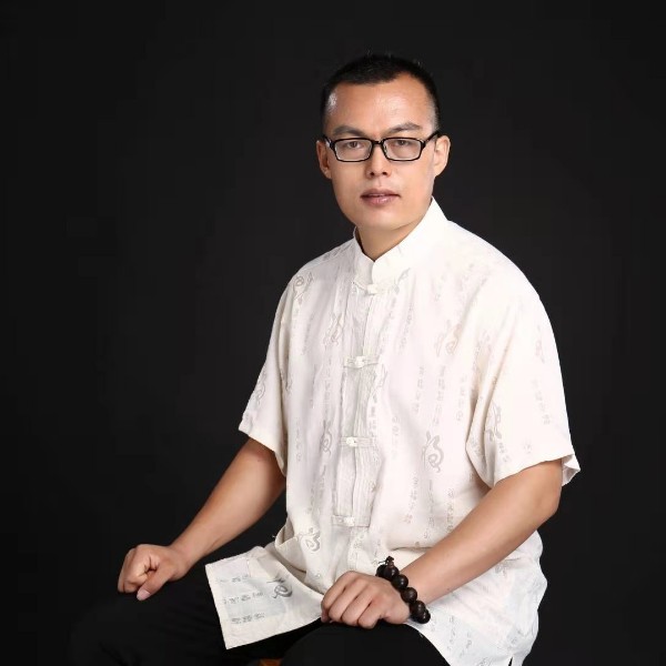 商腾颢的照片