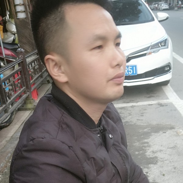 迷人凝眸南鸢的照片