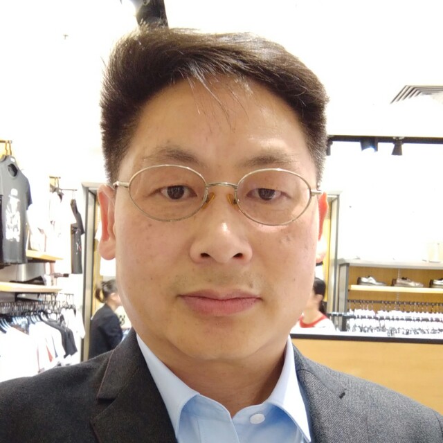 机智有白云的照片
